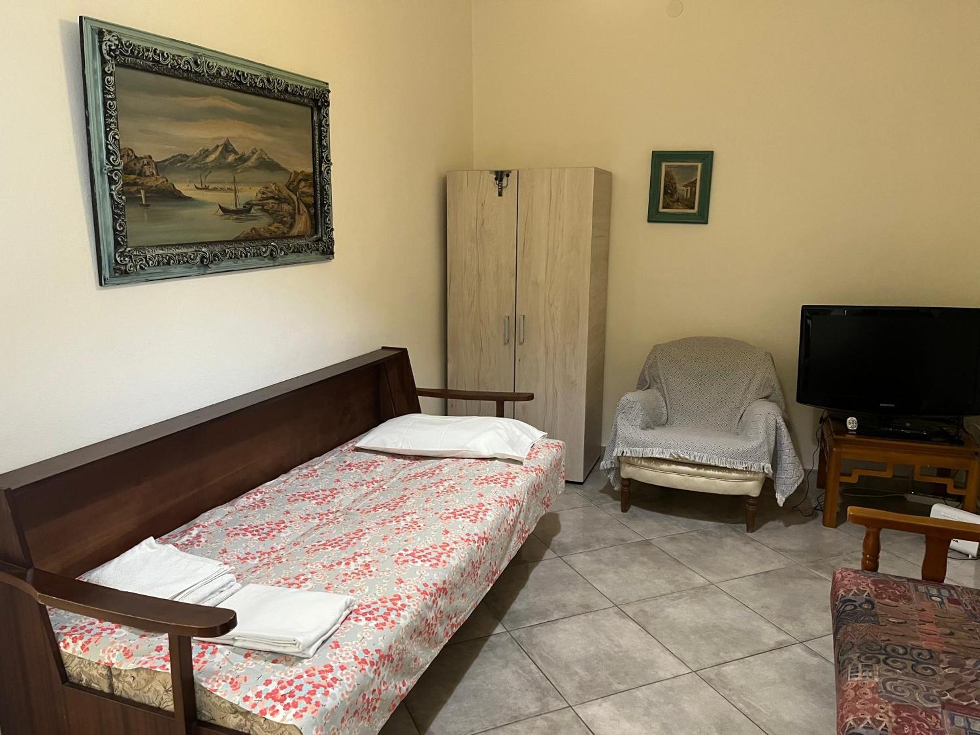 Xronis Apartments Néa Mihanióna Kültér fotó