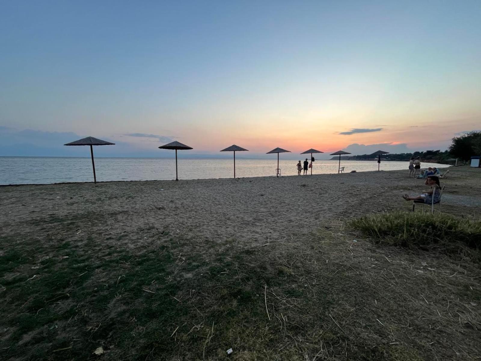 Xronis Apartments Néa Mihanióna Kültér fotó
